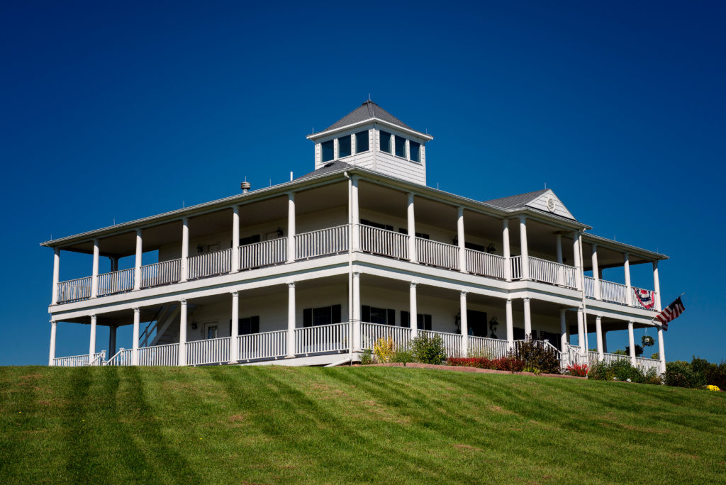 Amber Waves Farm B&B